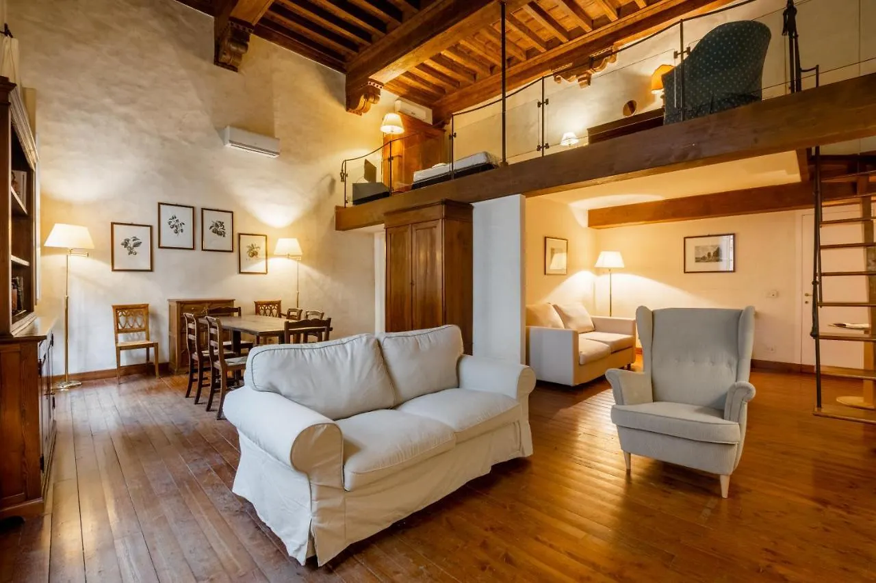 Apartahotel Palazzo Salviati By Varental Florencia Italia