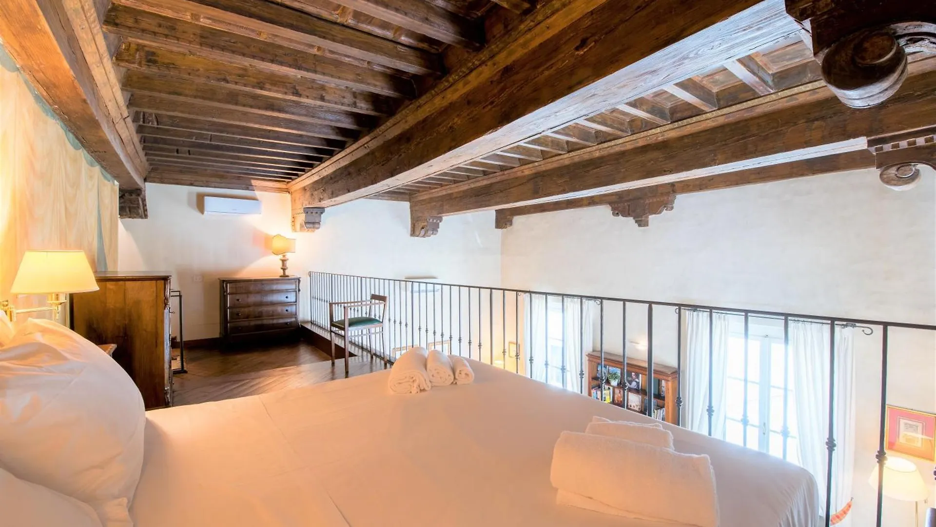 Palazzo Salviati By Varental Florencia 0*,  Italia